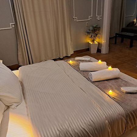 Downtown Family Suites カイロ エクステリア 写真